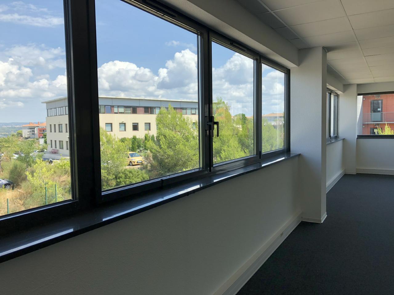 Bureau Aix-en-Provence 5845m² Location bureau Aix-en-Provence Bouches-du-Rhône OLBUR2115059 14